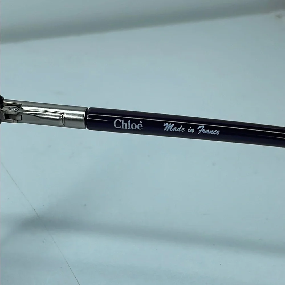 Chloe EUC Purple and Black Sunglasses Case Cleaning Cloth - Picture 4 of 7